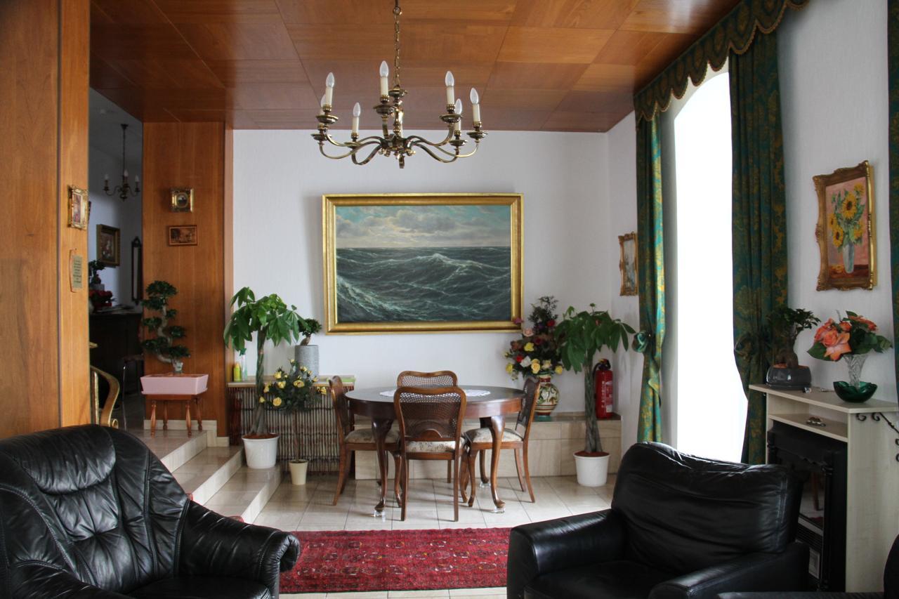 Hotel Humboldt Бад Кисинген Екстериор снимка